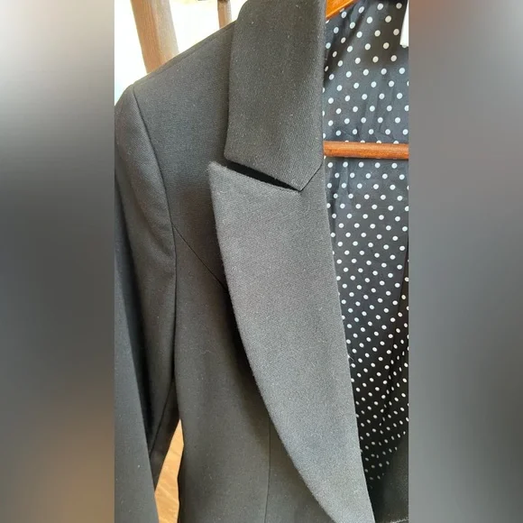 WHBM Black Blazer with Polka Dot Liner Machine Washable One Button Closure 2 - Picture 13 of 16